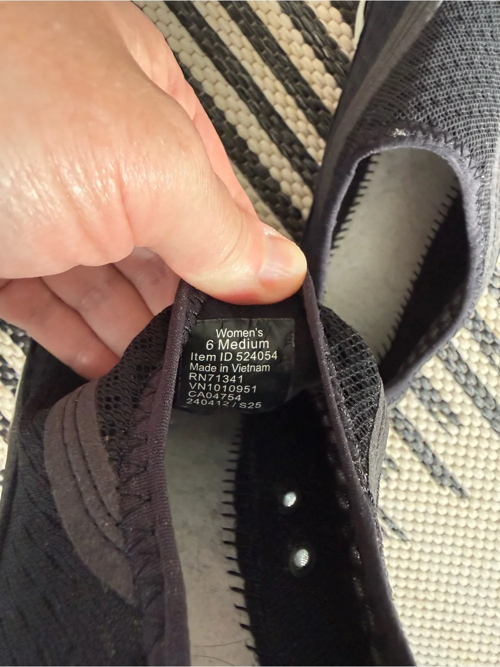 L.L Bean Women's Vacationland Shoes, Slip-On- size 6